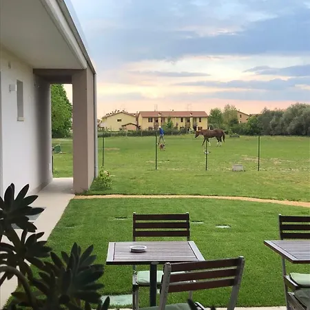 게스트하우스 I Broletti Del Garda 3*